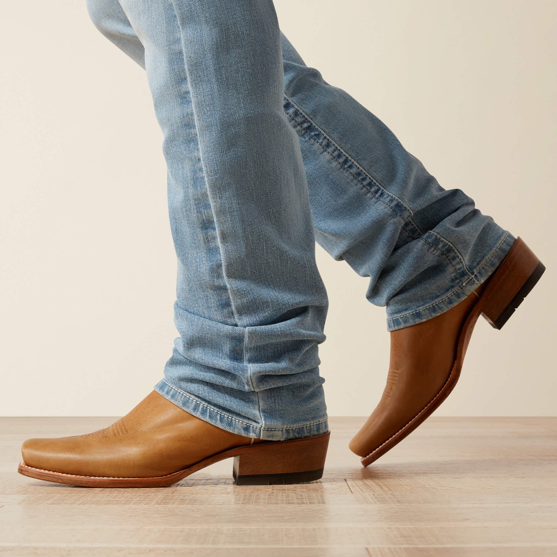 Ariat Trends M7 Slim Carver Straight Leg Jean